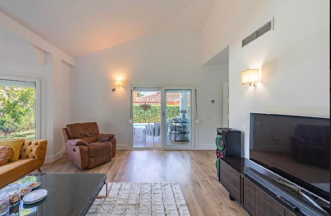Villa Benalmadena, Av. Del Higueron Bagian luar foto
